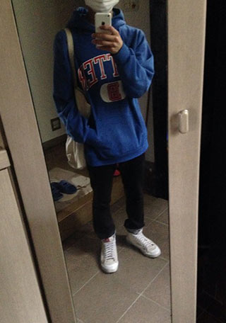 GAPパーカーコーデ2