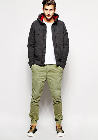 アバクロパーカーコーデ3