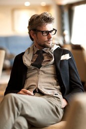 パーカーの着こなし (10)