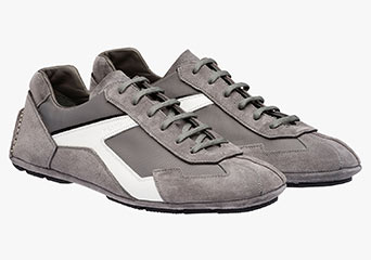 プラダスニーカー2