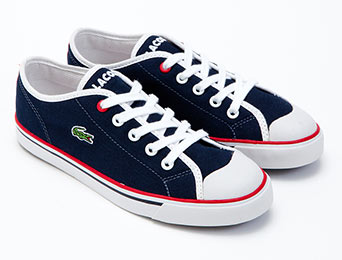 ラコステスニーカー3