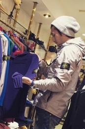 ストーンアイランドダウンジャケットコーデ4