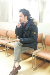 ストーンアイランドダウンジャケットコーデ1