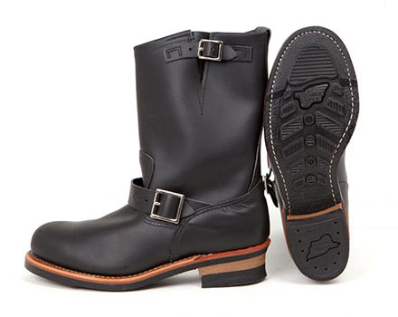 レッドウイングエンジニアブーツ1