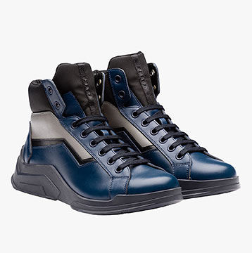 paradaスニーカー1