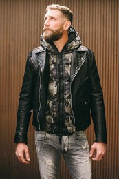 ダウンベストの着こなし (4)