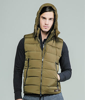 タトラスダウンベスト3