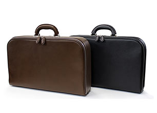 キプリスアタッシュケース