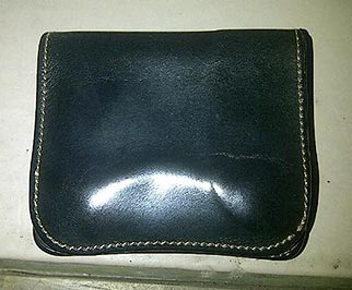 ワイルドスワンズ財布エイジング3