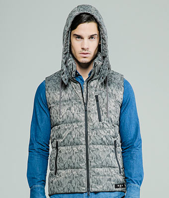 タトラスダウンベスト2