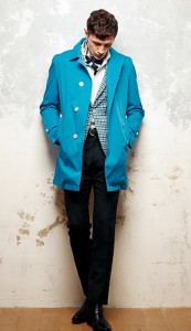 マッキントッシュトレンチコートコーデ5