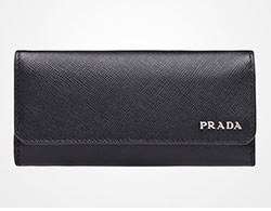 プラダキーケース1