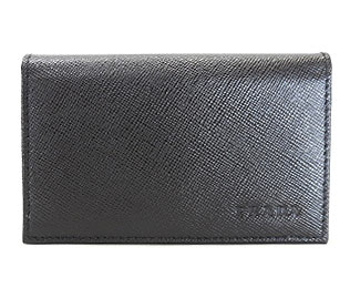 プラダ名刺入れ1