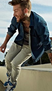 アディダススニーカーコーデ1