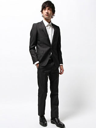 メンズビギスーツ1