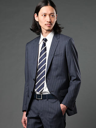 ミッシェルクランオムスーツ1