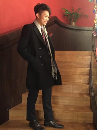 チェスターコートスーツコーデ2