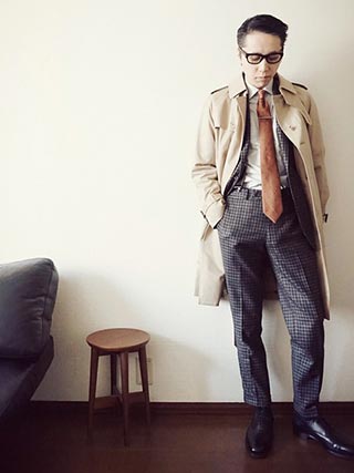 トレンチコートスーツコーデ1