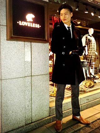 トレンチコートスーツコーデ5