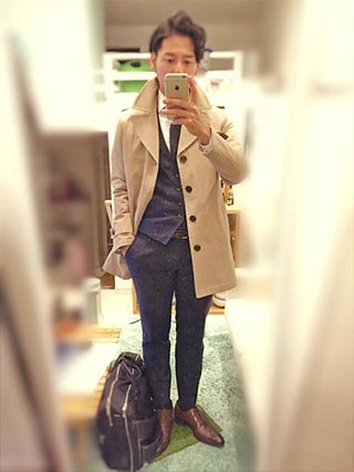 トレンチコートスーツコーデ2