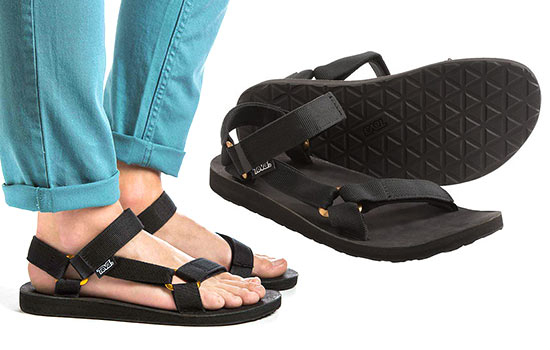 TEVAサンダル3