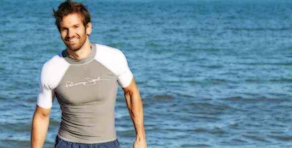 ラッシュガード男性