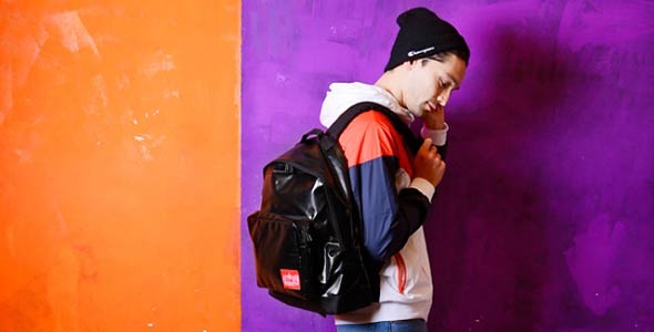 黒リュックブランド