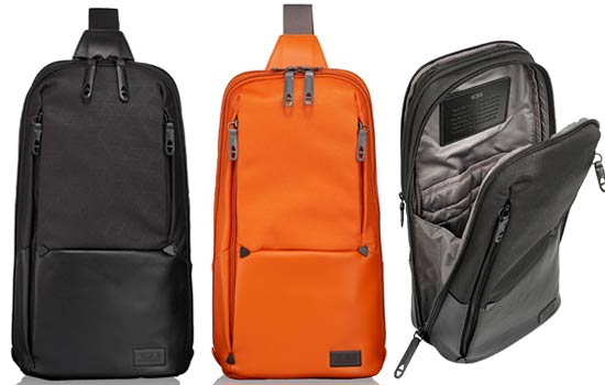 TUMIボディバッグ1