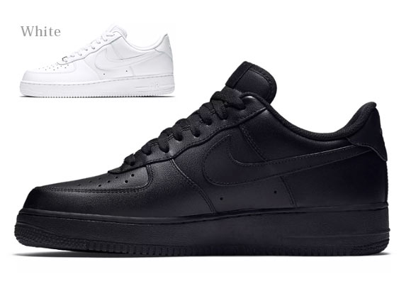 ナイキスーツスニーカー