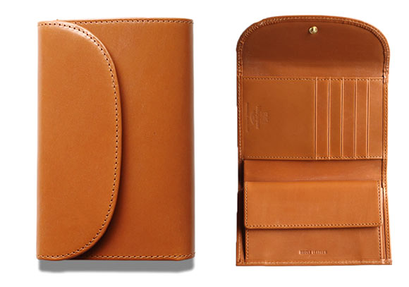 ３つ折りウォレット