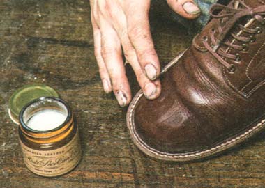 革靴 手入れ2