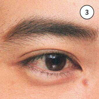 男性 アイブロウの使い方