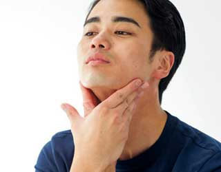 男性 化粧水の使い方4