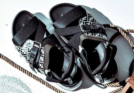 フェンディ スポーツサンダル