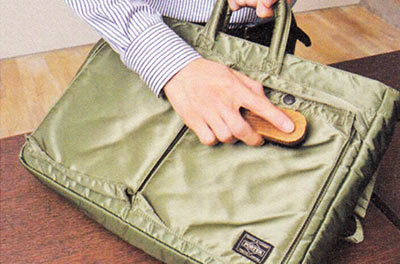 ナイロンバッグ 手入れ2