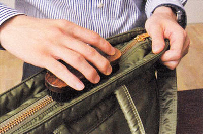 ナイロンバッグ 手入れ3