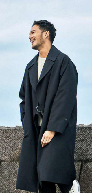 コモリ トレンチコート