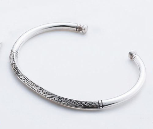 スーマン・ダックワ シルバーアクセサリー